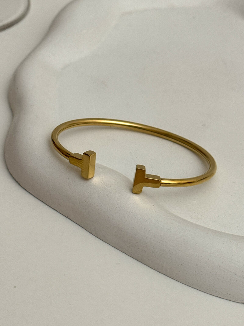 T-Cuff