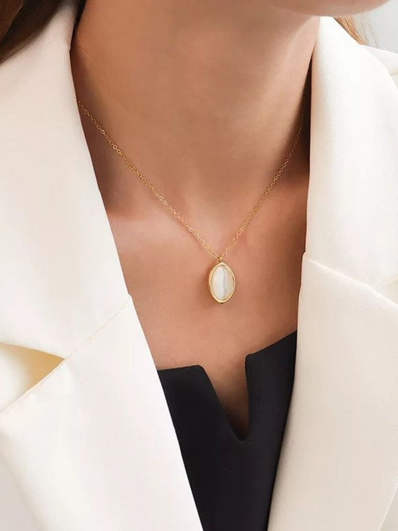 Azriel Necklace - Opal