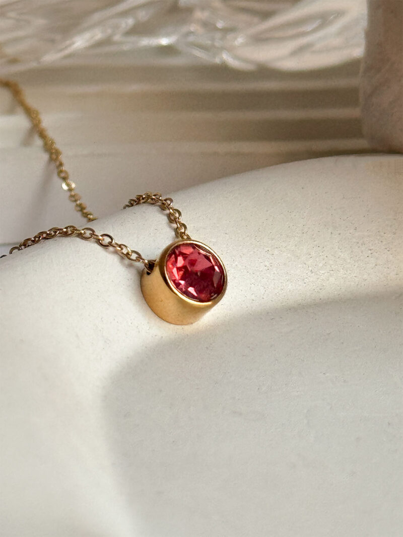 Aura stone necklace - fuchsia