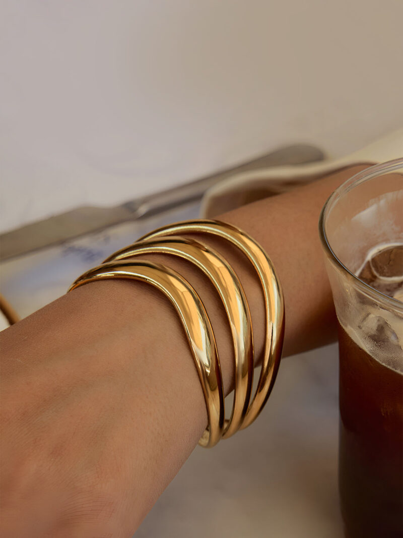 Sculpt band bracelet