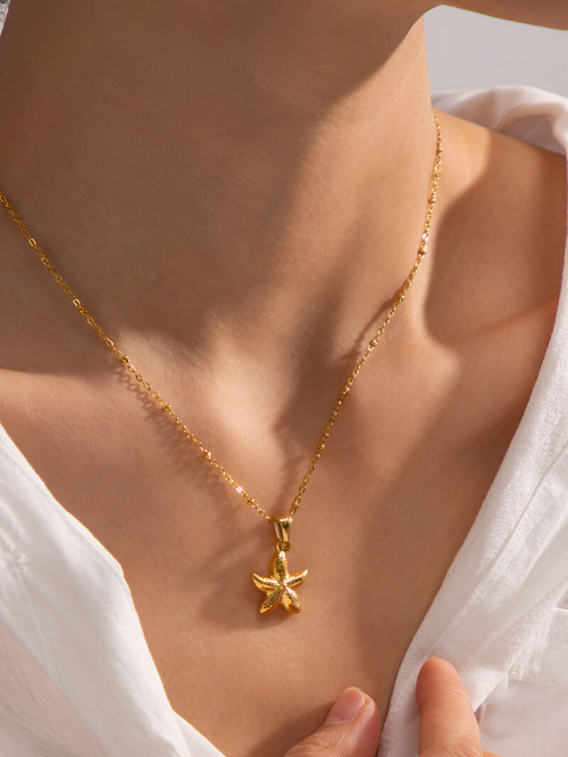Flora necklace