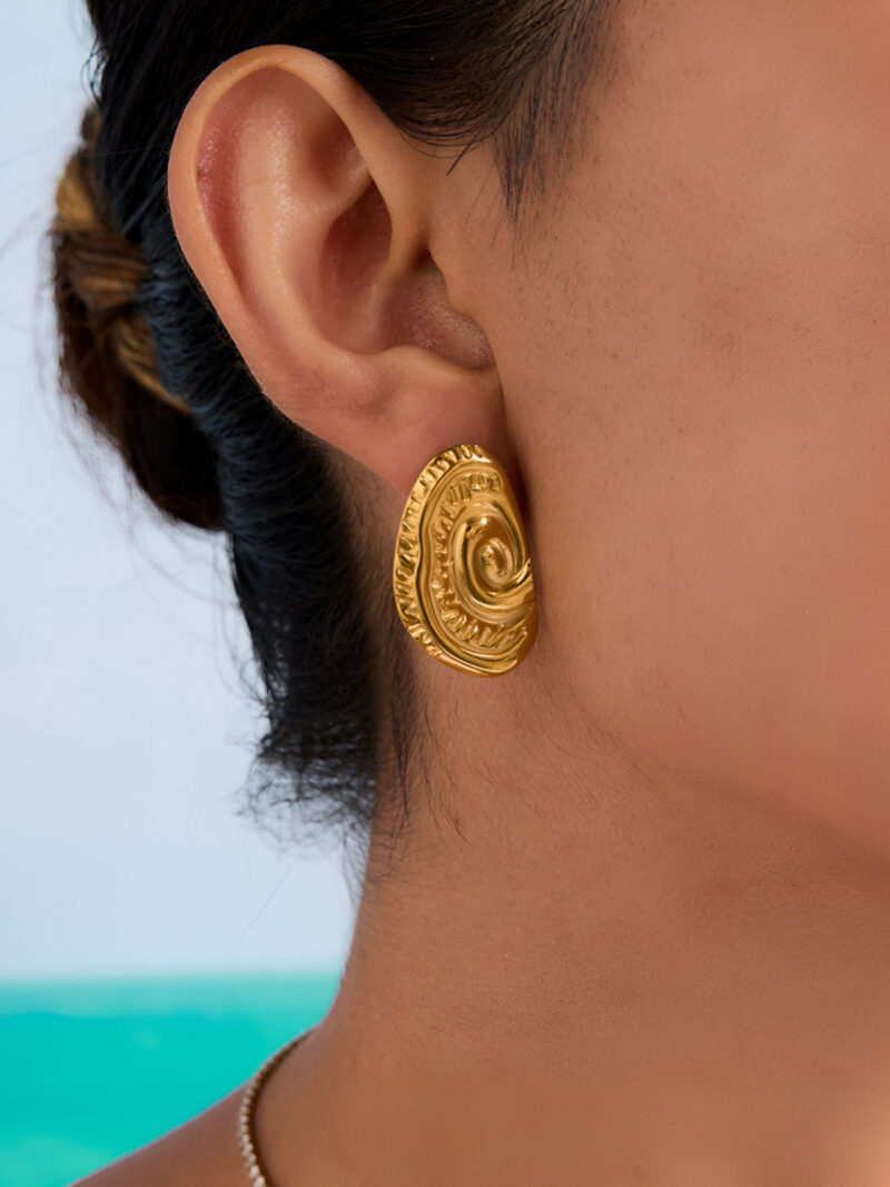 Vanta studs