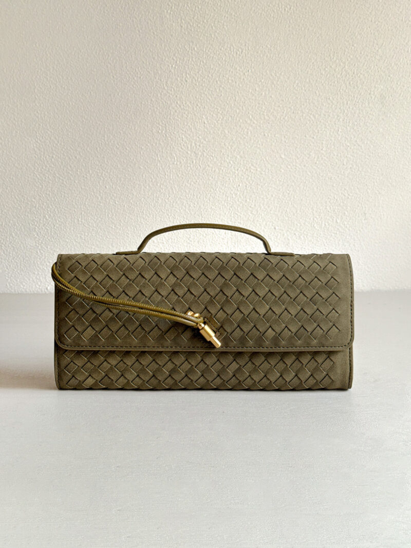 Petra suede clutch bag - olive